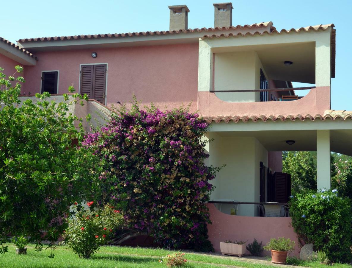 Casa Smeralda Cannigione Exteriör bild