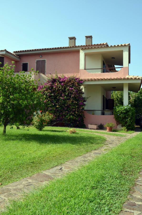 Casa Smeralda Cannigione Exteriör bild